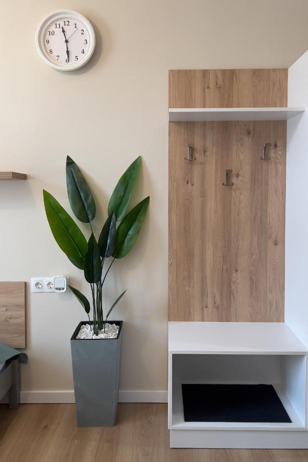 Anova Apartman Jula Exterior foto
